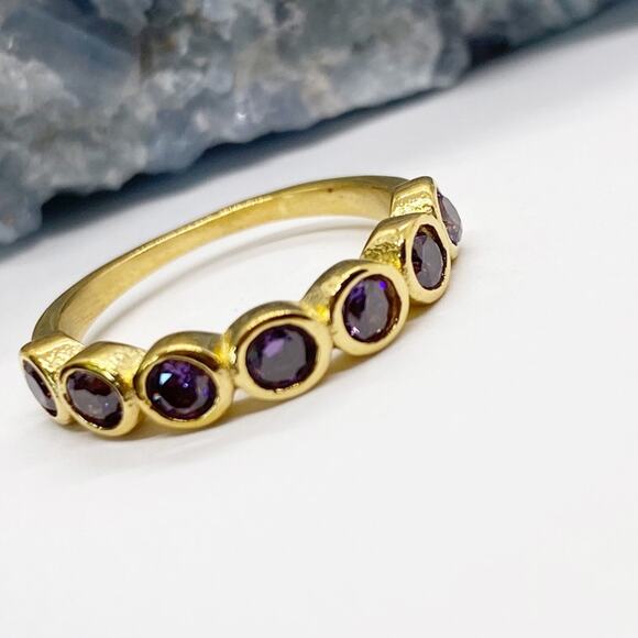 NEW Gold & Purple Zirconium Gemstone Statement Ring - Picture 5 of 16